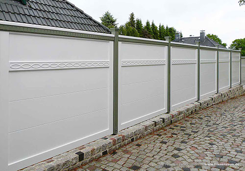 Gartentor BERGSTEDT - Weiße Holztore nach Maß gefertigt - Gartentore in mehr als 200 RAL-Farben.