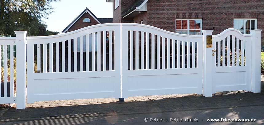 Individuelle Gartentor - Holztore aus wertvollem Hartholz - Qualität mit 25 Jahren Garantie.