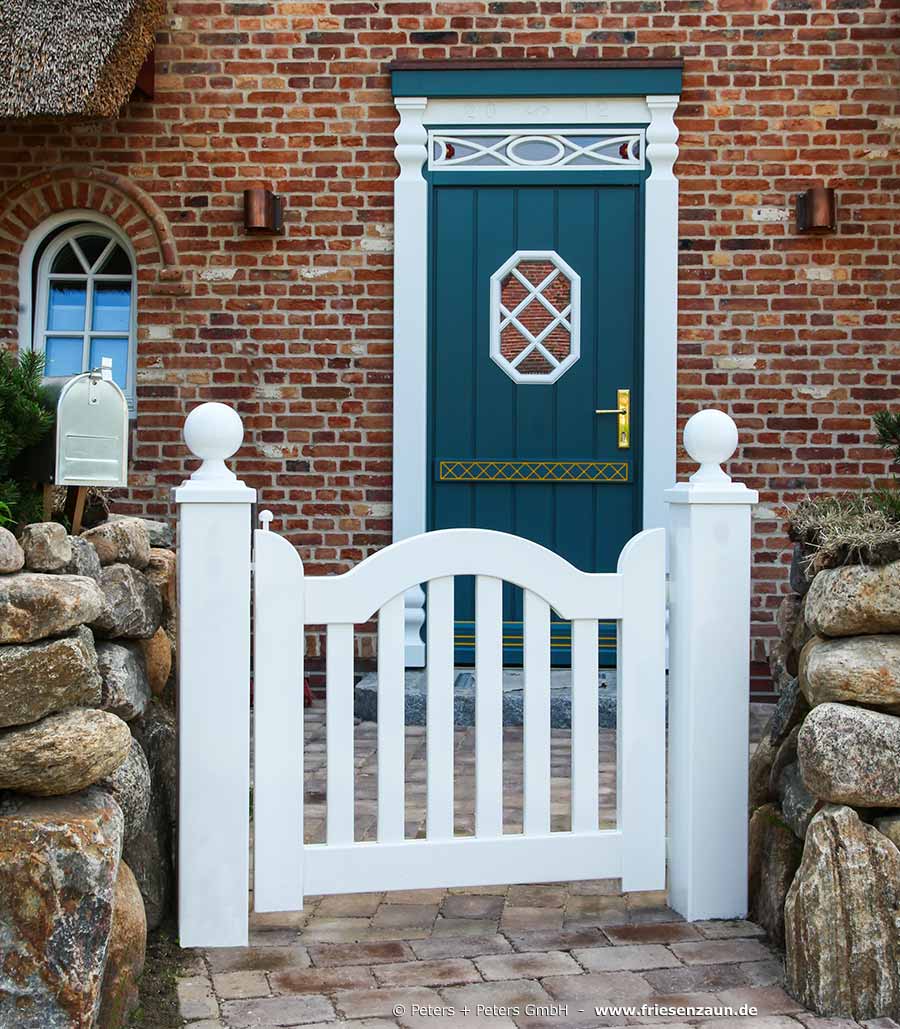 Gartentor BERGSTEDT - Weiße Holztore nach Maß gefertigt - Gartentore in mehr als 200 RAL-Farben.