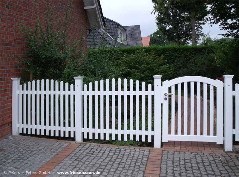 Original Sylter Friesenzaun - Weißer Gartenzaun aus wertvollem ODUM IROKO Hartholz - Anfertigung nach Maß von Peters + Peters