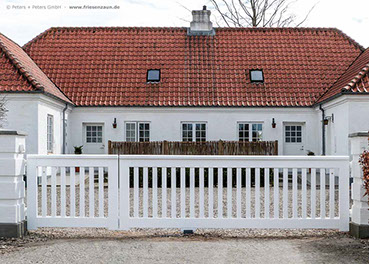 Asymmetrisches Gartentor Hartholz weiß - Holztore mit einem großem und einem kleinem Torflügel - Gartentor OHLAND