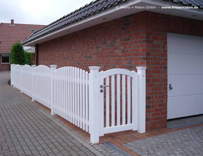 Individuelle Gartentor - Holztore aus wertvollem Hartholz - Qualität mit 25 Jahren Garantie.