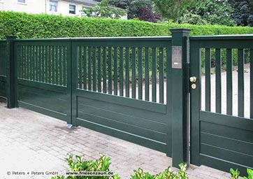 Individuelle Gartentor - Holztore aus wertvollem Hartholz - Qualität mit 25 Jahren Garantie.