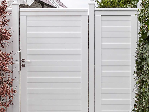 Individuelle Gartentor - Holztore aus wertvollem Hartholz - Qualität mit 25 Jahren Garantie.