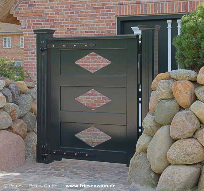 Individuelle Gartentor - Holztore aus wertvollem Hartholz - Qualität mit 25 Jahren Garantie.